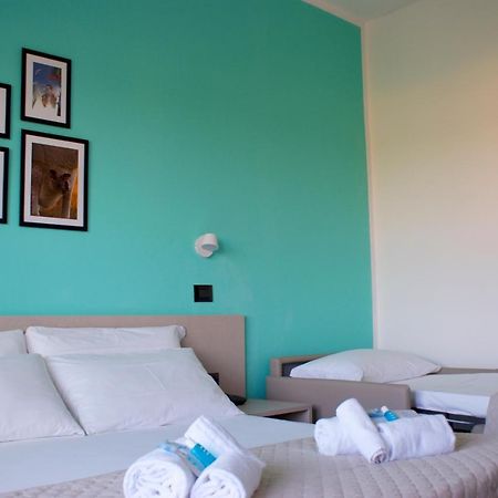 Hotel Palazzo Caveja Римини Экстерьер фото
