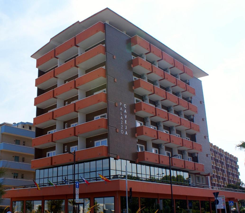 Hotel Palazzo Caveja Римини Экстерьер фото